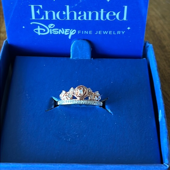 Disney Beauty Ring - Picture 2 of 2